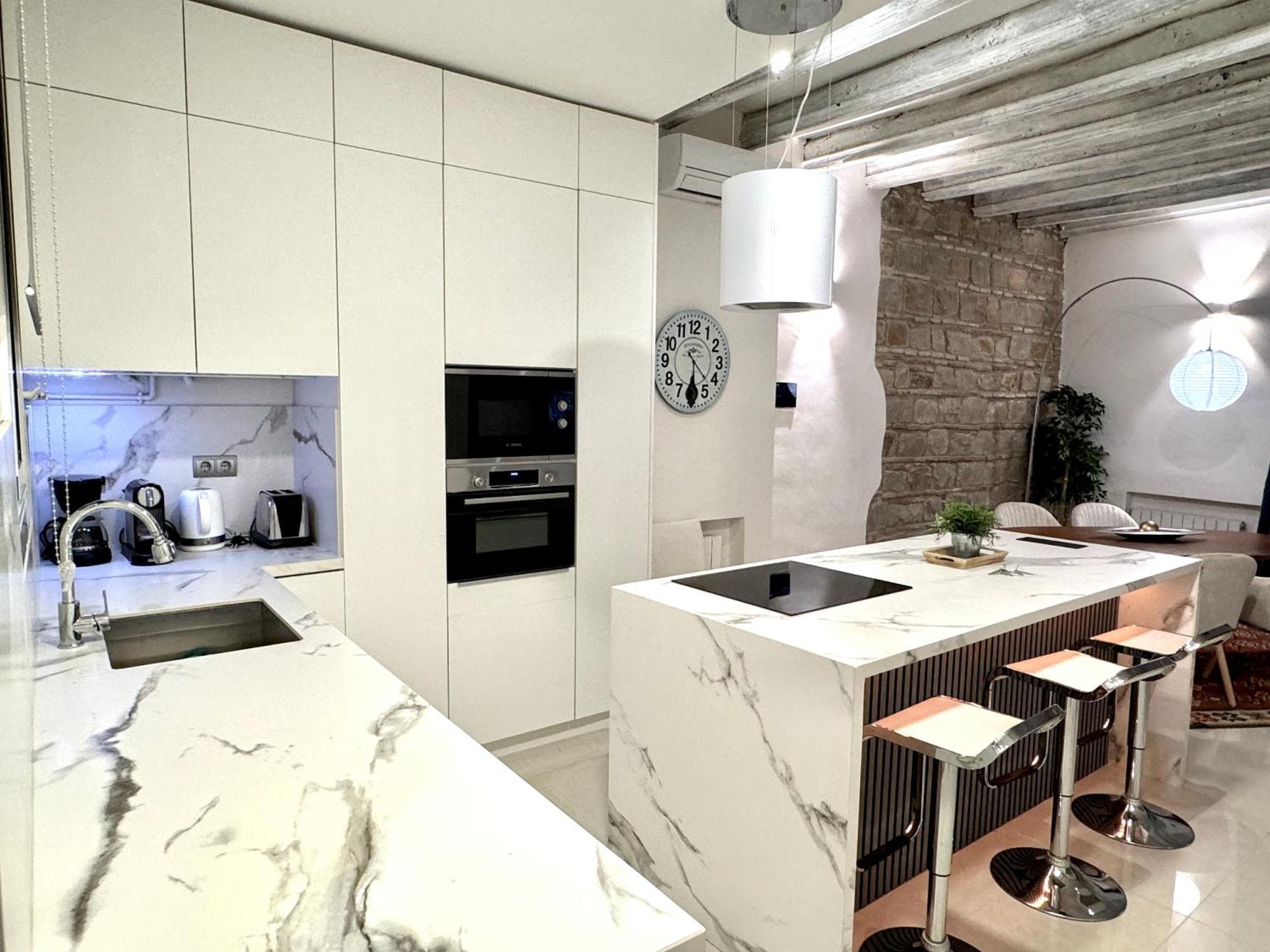 Apartament Colon Bcn 130 Mts 3 Dormitorios Port Vell Barcelona Bagian luar foto